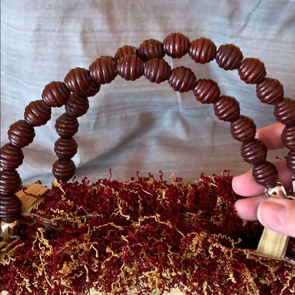 Bella Cloth Hand Bag - Picture 4 of 9